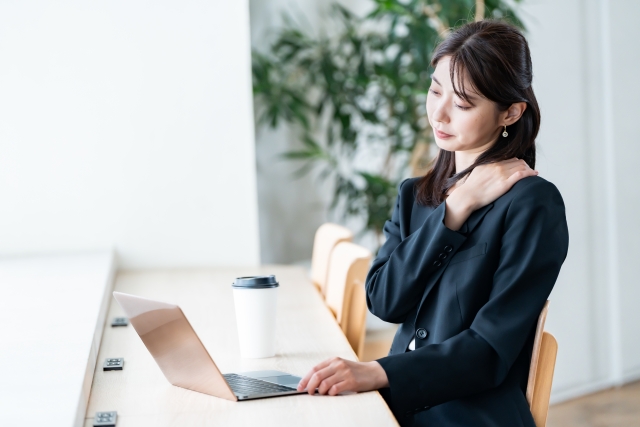 刈谷市で肩こりに悩んでいる方へ｜整体で整える体のバランスと原因とは